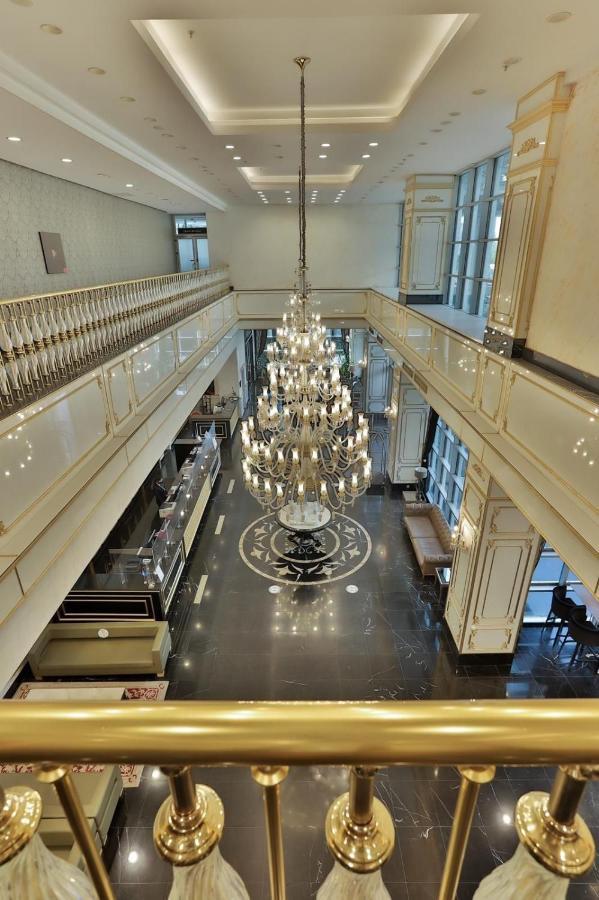 فنادق أنادولو داونتاون أنقرة المظهر الخارجي الصورة The interior of the hotel
